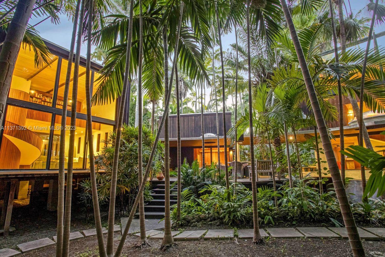 3003 Seminole Street Miami, FL 33133 - Photo 40 of 43