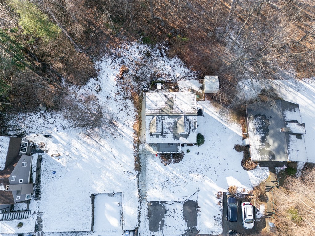 66 Beach Road Cumberland, RI 02864 - Photo 3 of 21