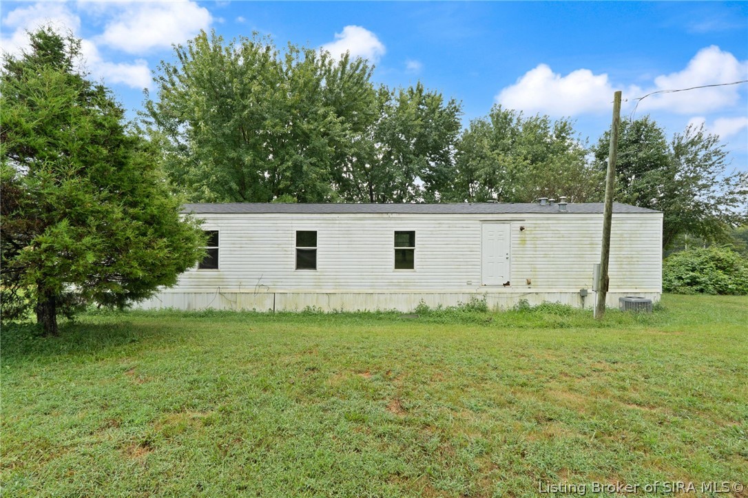 4662 New Amsterdam Road Southwest Central, IN 47110 - Photo 4 of 43 Gallery Image 4