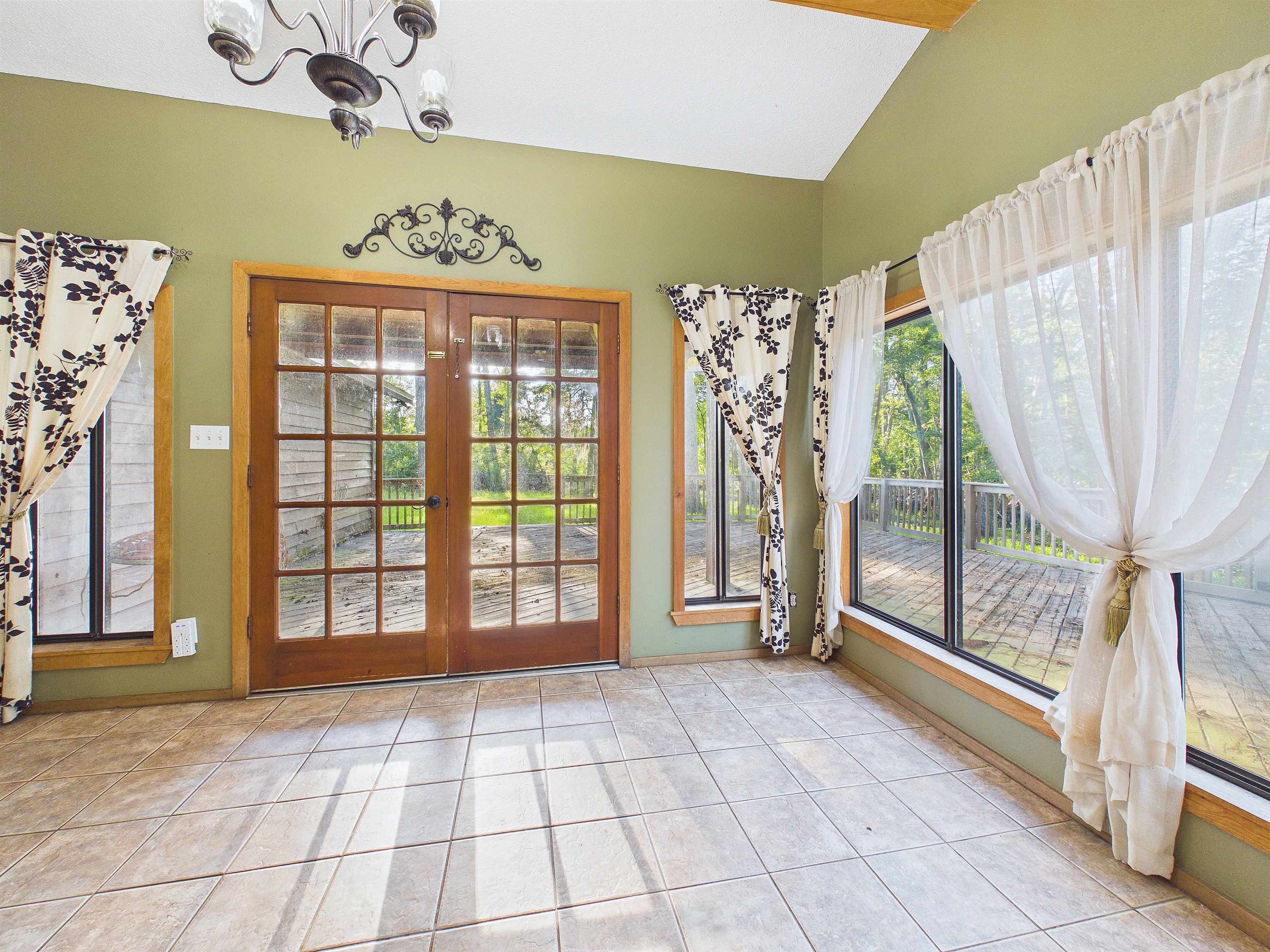 3595 Azalea Drive Perry, FL 32347 - Photo 17 of 46 Gallery Image 17