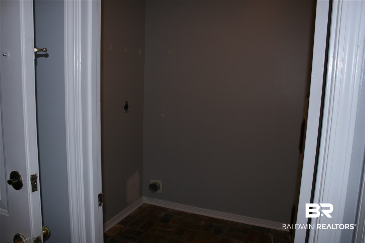 102 Meadow Wood Loop Daphne, AL 36526 - Photo 17 of 33 Utility Room
