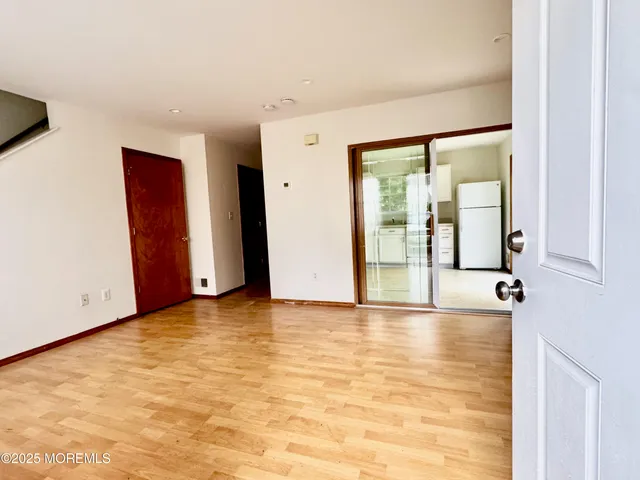 $3,400 | 244 Raritan Street, Keyport, NJ 07735