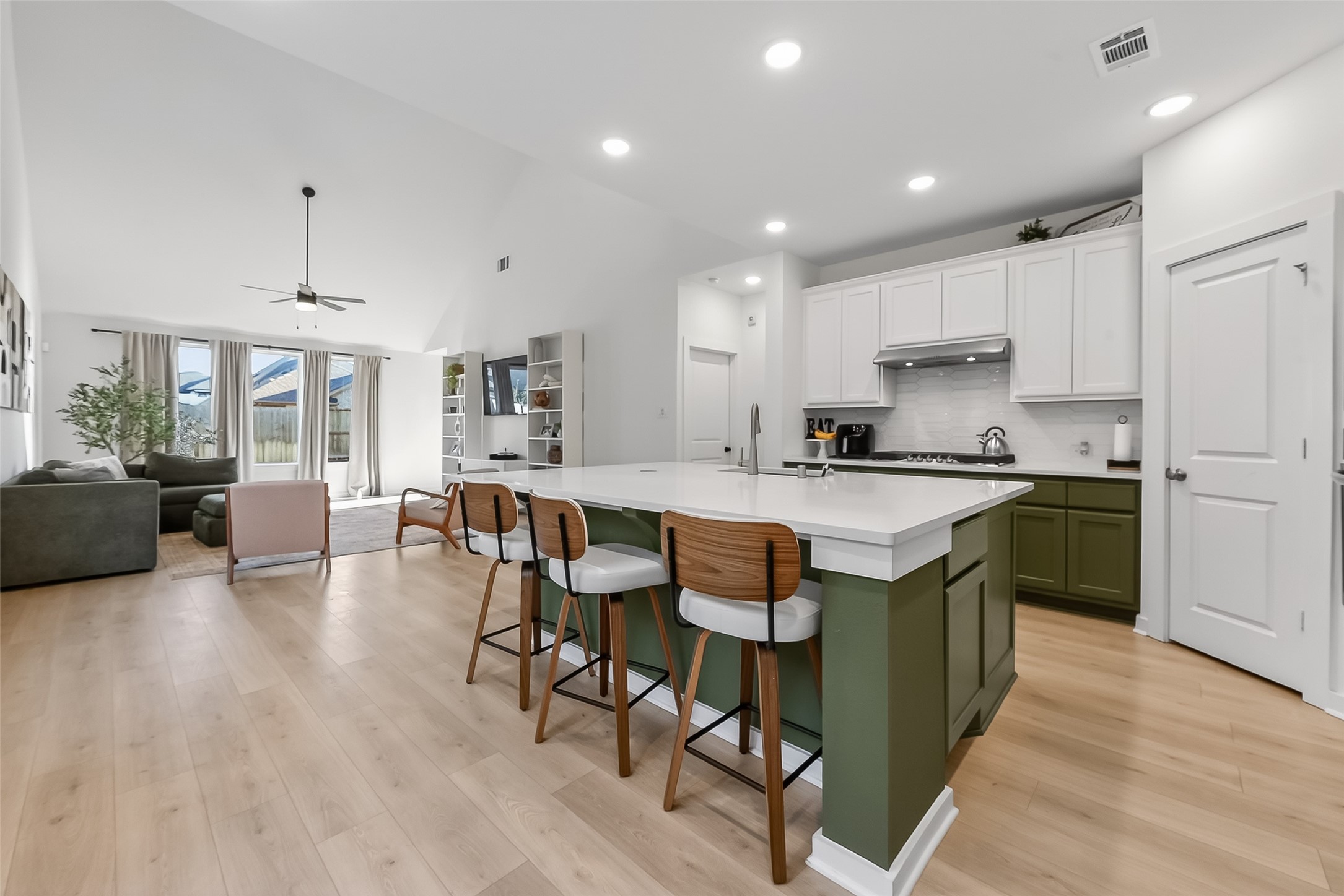 4114 Watson Drive Rosharon, TX 77583 - Photo 7 of 40