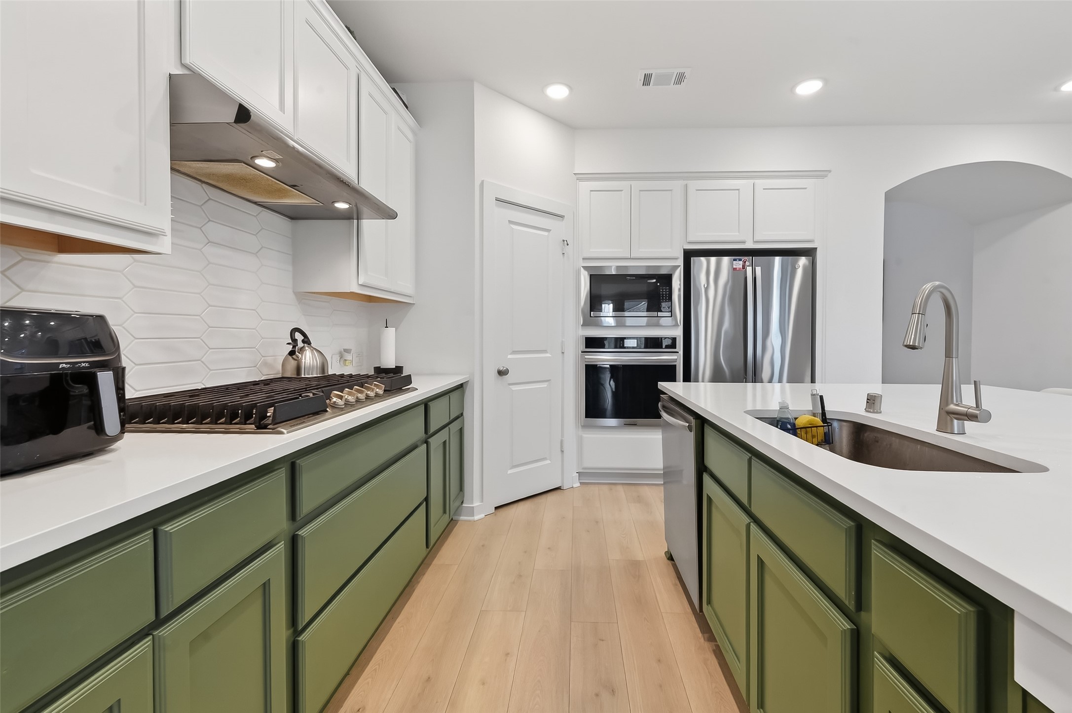 4114 Watson Drive Rosharon, TX 77583 - Photo 8 of 40