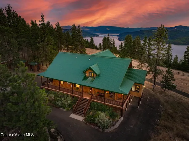 $995,000 | 1979 East Falcon Crest Road, Harrison, ID 83833