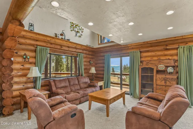 $995,000 | 1979 East Falcon Crest Road, Harrison, ID 83833