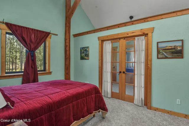 $995,000 | 1979 East Falcon Crest Road, Harrison, ID 83833