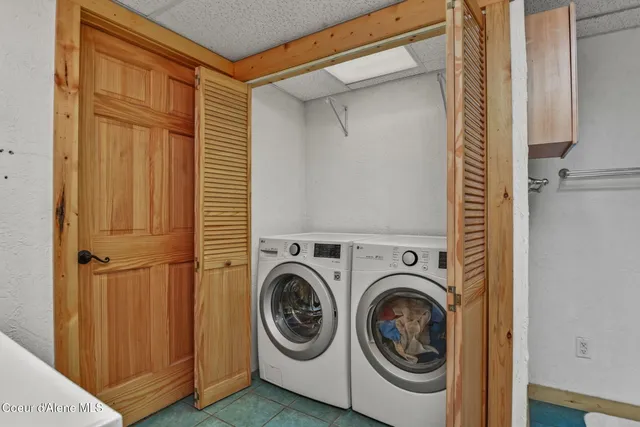 $995,000 | 1979 East Falcon Crest Road, Harrison, ID 83833