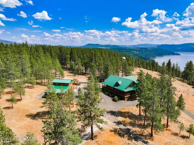 $995,000 | 1979 East Falcon Crest Road, Harrison, ID 83833
