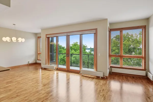 $449,900 | 4201 Sunset Drive, Unit N412, Spring Park, MN 55384