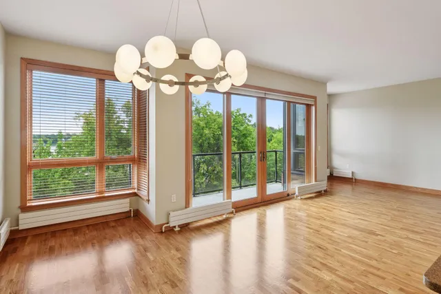 $449,900 | 4201 Sunset Drive, Unit N412, Spring Park, MN 55384