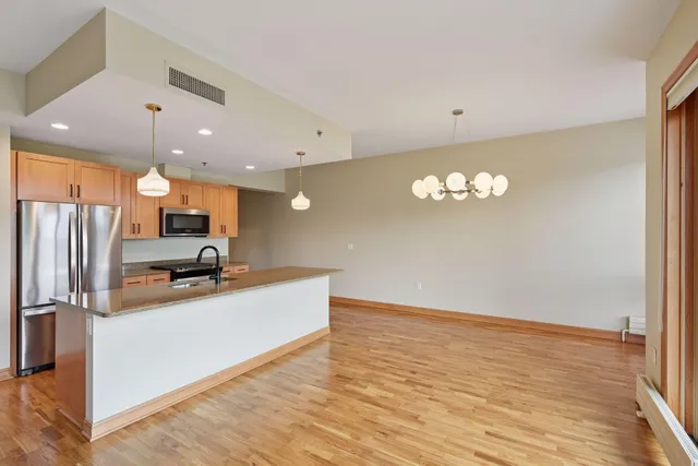 $449,900 | 4201 Sunset Drive, Unit N412, Spring Park, MN 55384