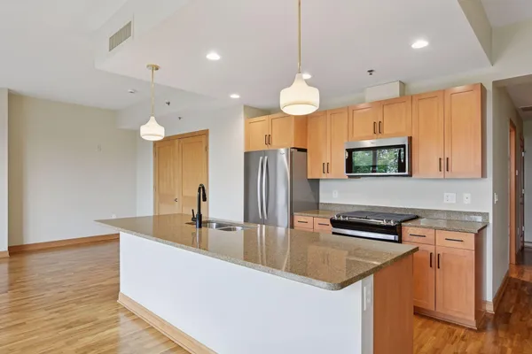 $449,900 | 4201 Sunset Drive, Unit N412, Spring Park, MN 55384