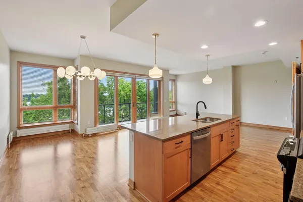 $429,900 | 4201 Sunset Drive, Unit N412, Spring Park, MN 55384
