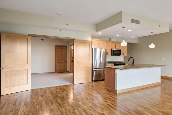 $449,900 | 4201 Sunset Drive, Unit N412, Spring Park, MN 55384