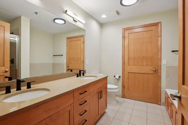 $449,900 | 4201 Sunset Drive, Unit N412, Spring Park, MN 55384