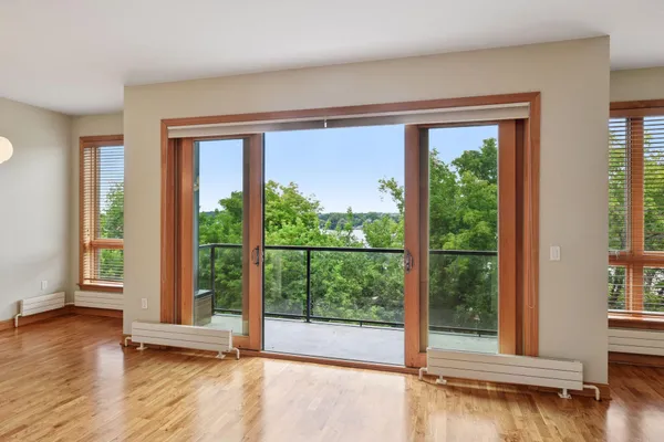 $429,900 | 4201 Sunset Drive, Unit N412, Spring Park, MN 55384