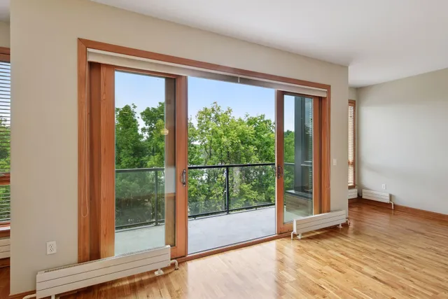 $449,900 | 4201 Sunset Drive, Unit N412, Spring Park, MN 55384