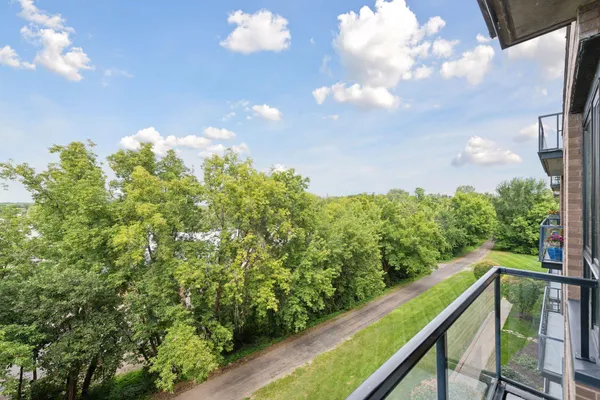 $429,900 | 4201 Sunset Drive, Unit N412, Spring Park, MN 55384