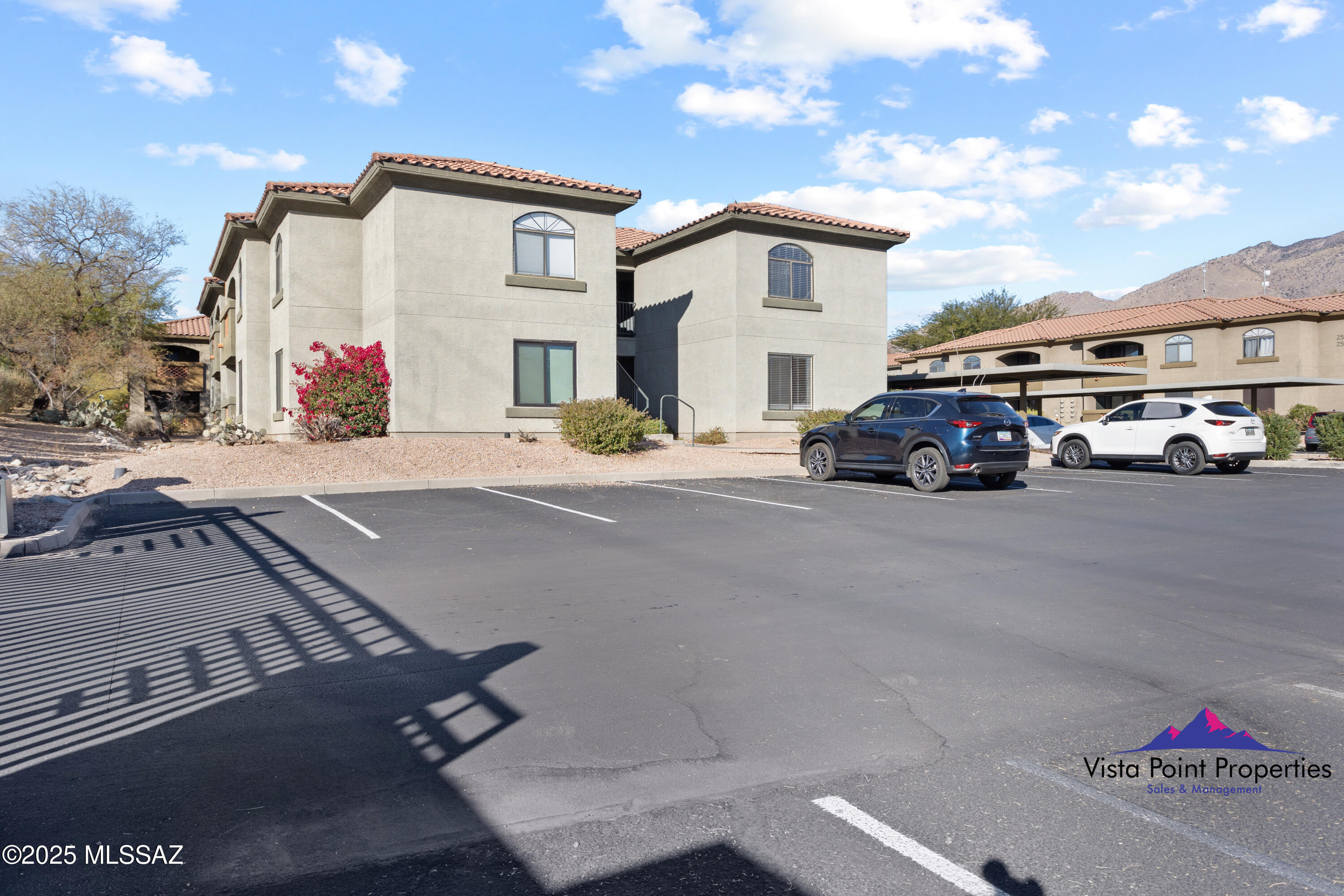 5751 North Kolb Road, Unit 24102 Tucson, AZ 85750 - Photo 2 of 25