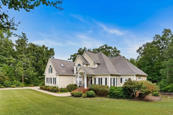 $750,000 | 110 Wimbleton Road, Union, SC 29379