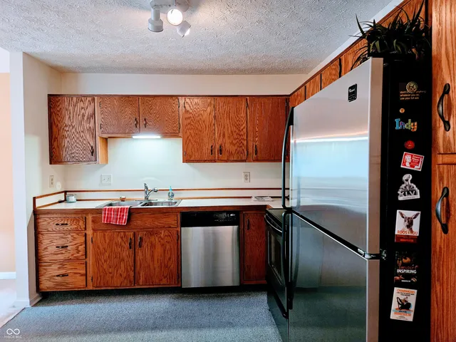 $225,000 | 9577 Bay Vista W Drive, Indianapolis, IN 46250