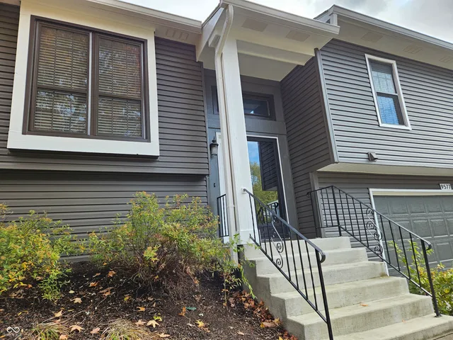 $225,000 | 9577 Bay Vista W Drive, Indianapolis, IN 46250