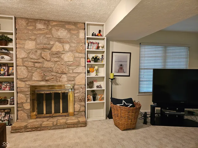 $225,000 | 9577 Bay Vista W Drive, Indianapolis, IN 46250