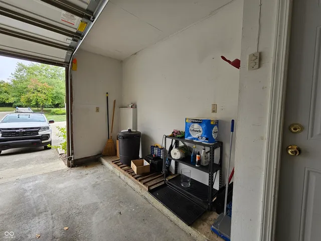 $225,000 | 9577 Bay Vista W Drive, Indianapolis, IN 46250