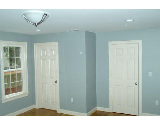 77 A Orchardhill Road, Unit 2 Boston, MA 02130 - Photo 6 of 7 Gallery Image 6