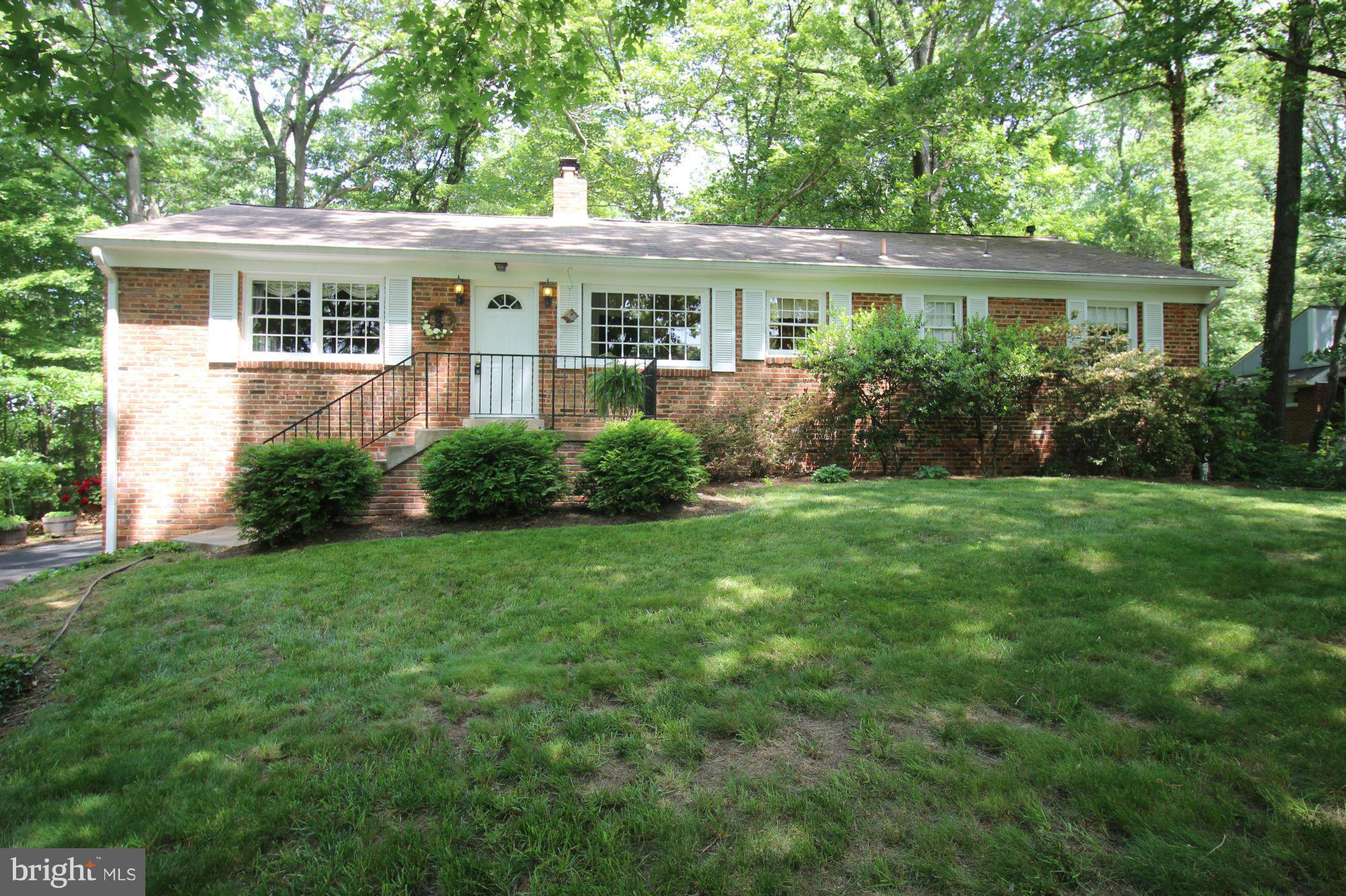 6609 Ridgeway Drive Springfield, VA 22150 - Photo 1 of 30 Exterior (Front)