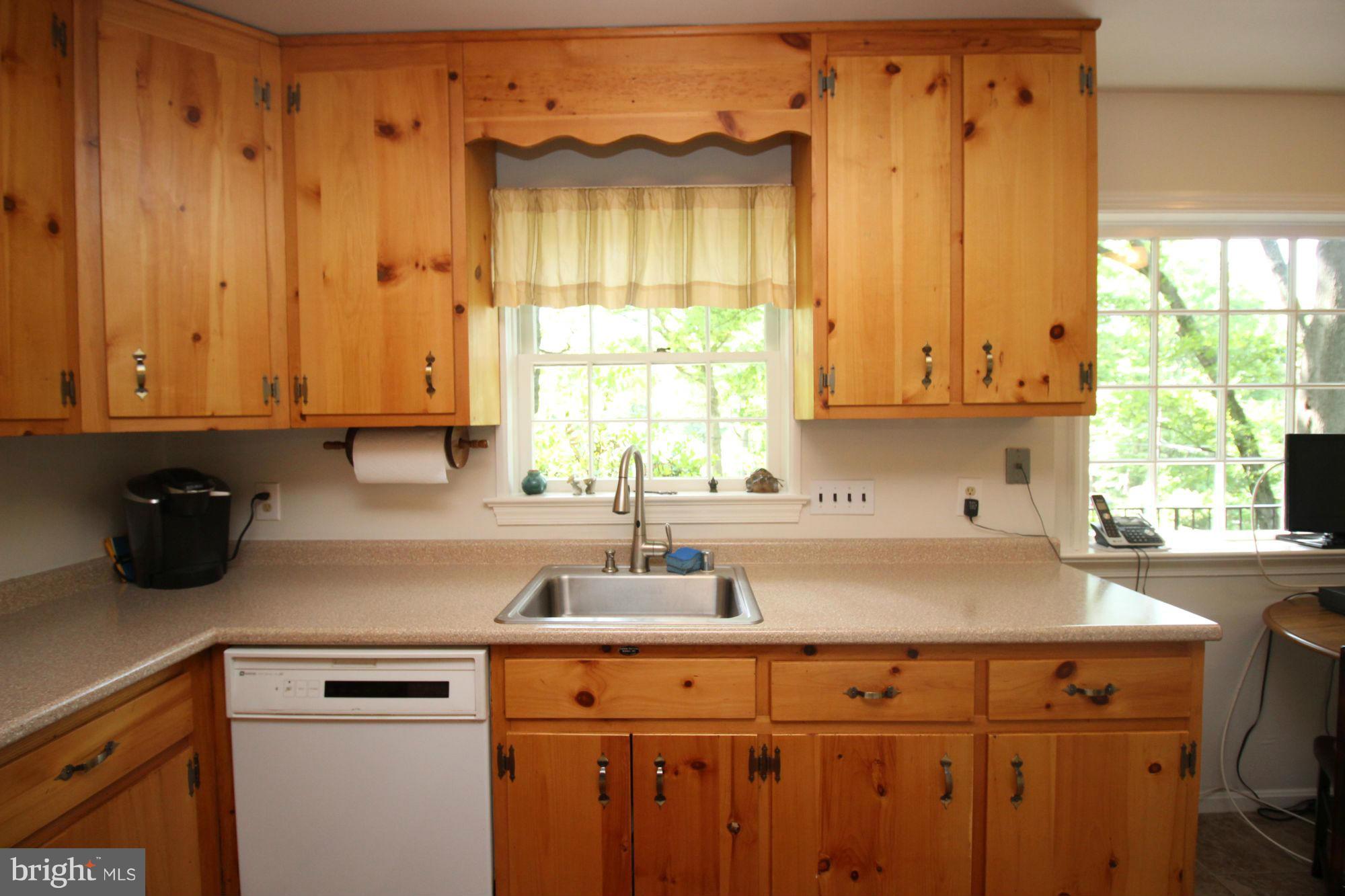 6609 Ridgeway Drive Springfield, VA 22150 - Photo 12 of 30 Kitchen