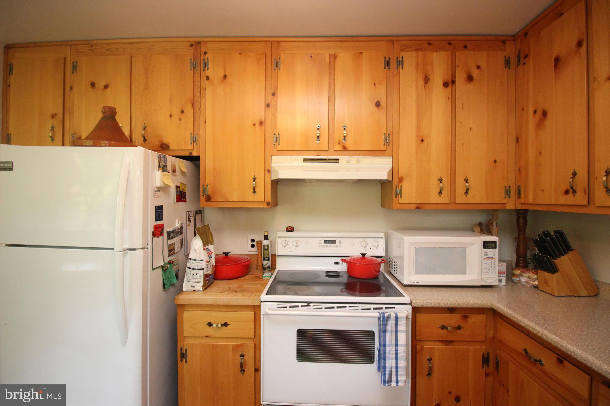 6609 Ridgeway Drive Springfield, VA 22150 - Photo 14 of 30 Kitchen