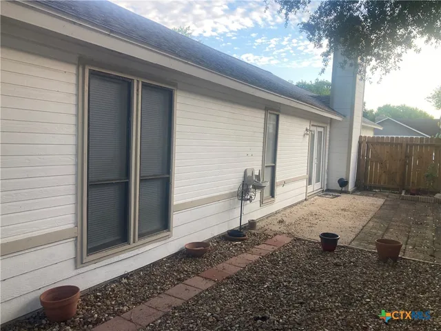 a view of a outdoor space