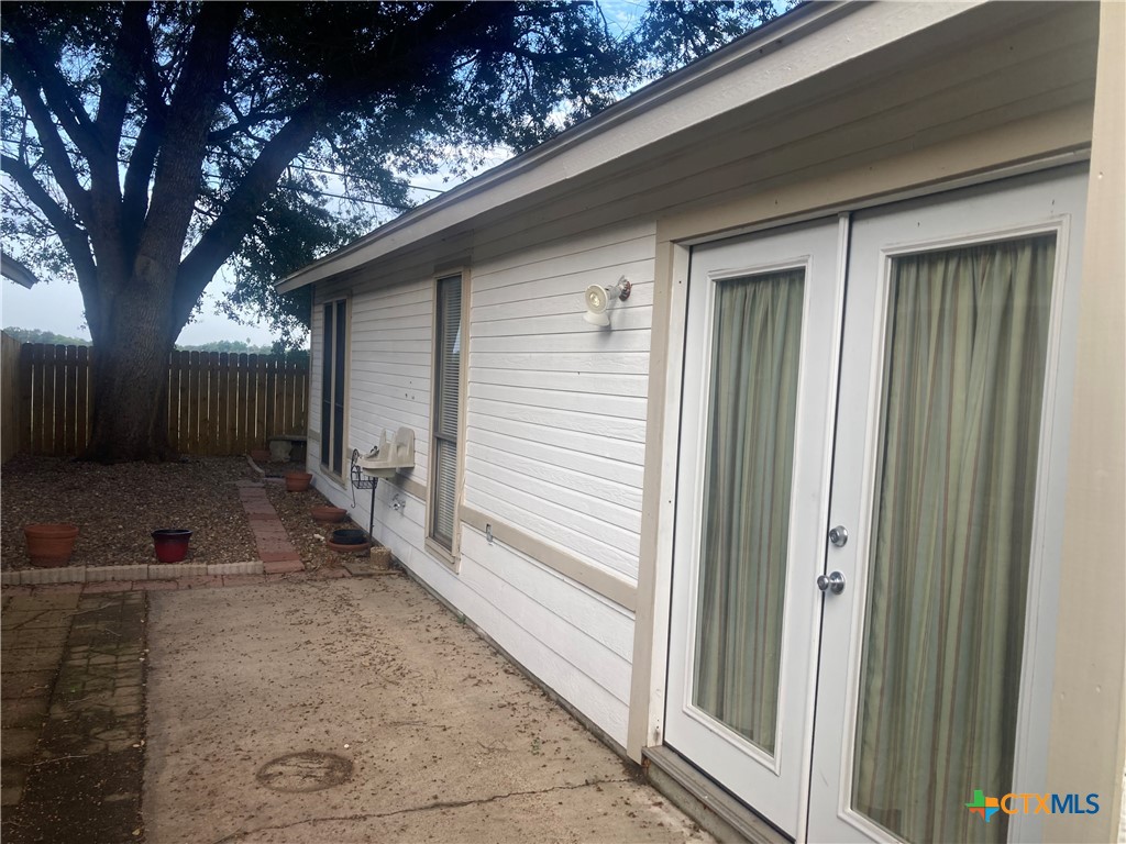 406 Rattan Drive Victoria, TX 77901 - Photo 13 of 15