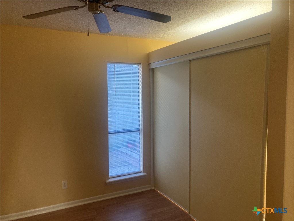 406 Rattan Drive Victoria, TX 77901 - Photo 6 of 15