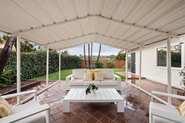 $1,100,000 | 2713 Lancelot Drive, Oceanside, CA 92054