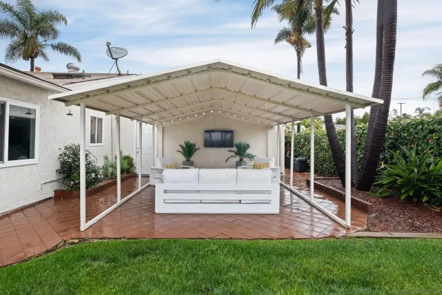 $1,100,000 | 2713 Lancelot Drive, Oceanside, CA 92054