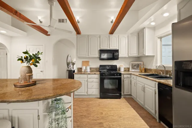 $1,100,000 | 2713 Lancelot Drive, Oceanside, CA 92054