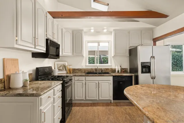 $1,100,000 | 2713 Lancelot Drive, Oceanside, CA 92054