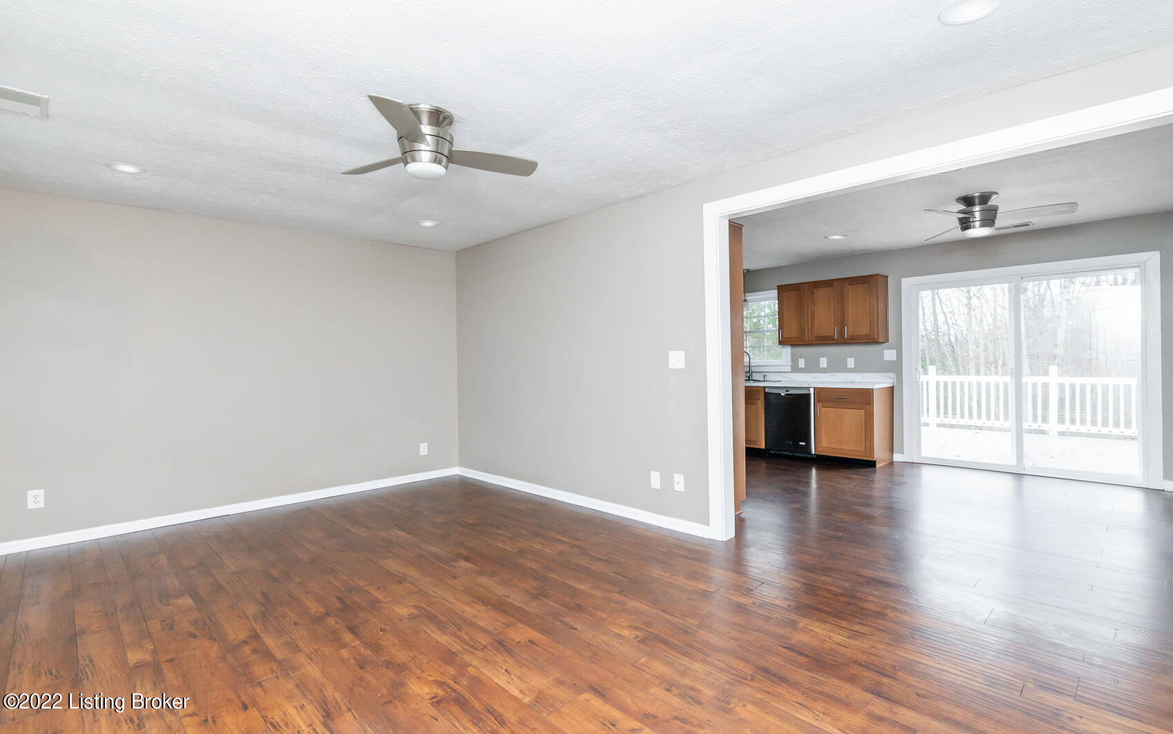 1923 Greenbriar Road Mount Washington, KY 40047 - Photo 6 of 36 MLS-112