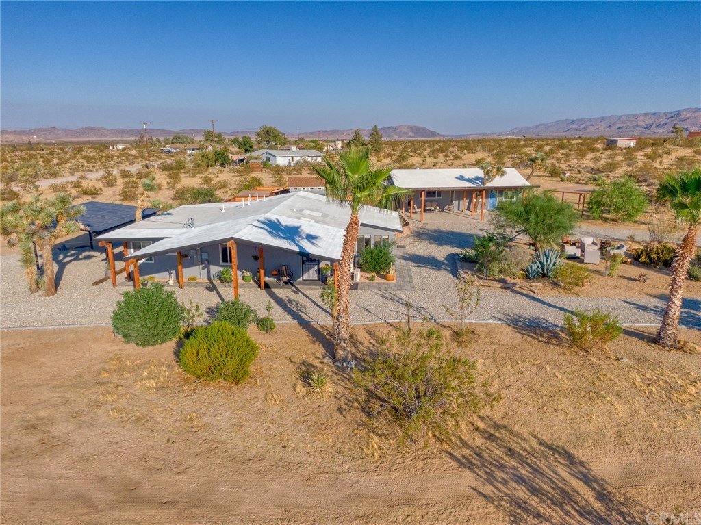 62425 Dennis Avenue Joshua Tree, CA 92252 - Photo 11 of 41