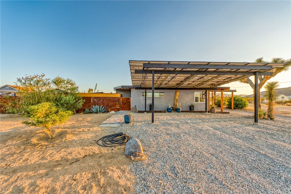 62425 Dennis Avenue Joshua Tree, CA 92252 - Photo 13 of 41
