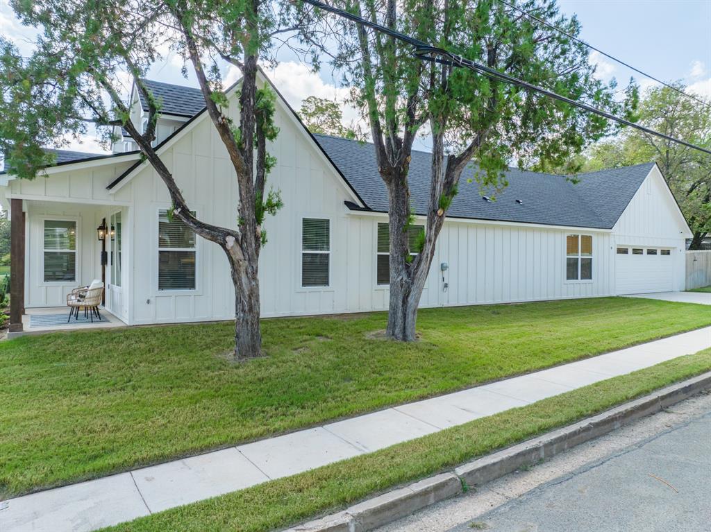 2024 North 5th Street Waco, TX 76708 - Photo 4 of 24