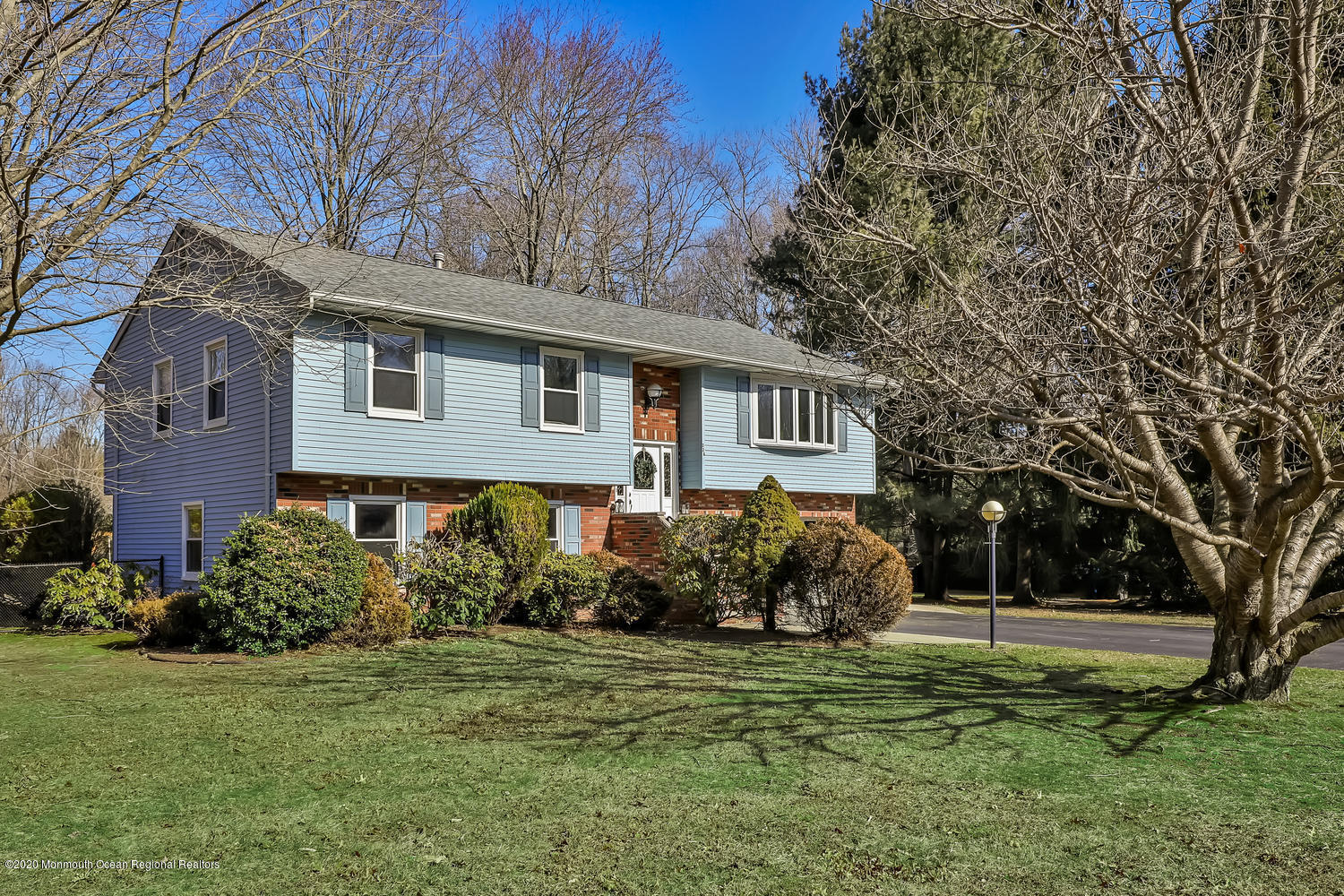 328 Florence Road Middletown, NJ 07748 - Photo 2 of 41 328 Florence Rd Middletown NJ-large-003-