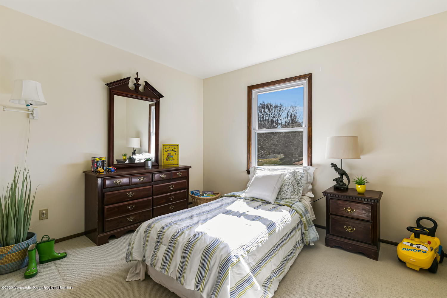 328 Florence Road Middletown, NJ 07748 - Photo 21 of 41 328 Florence Rd Middletown NJ-large-026-