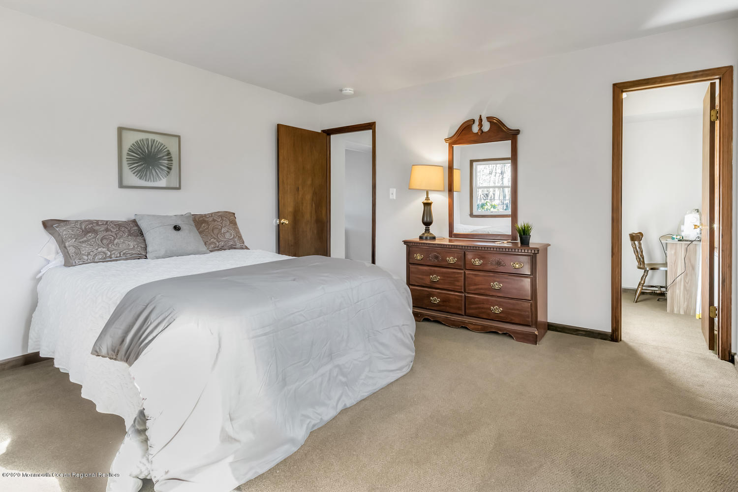 328 Florence Road Middletown, NJ 07748 - Photo 27 of 41 328 Florence Rd Middletown NJ-large-033-