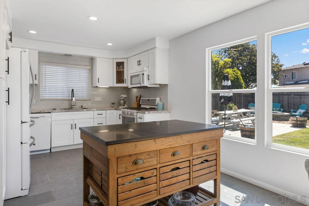 2129 Willis Road El Cajon, CA 92020 - Photo 9 of 24 Gallery Image 9