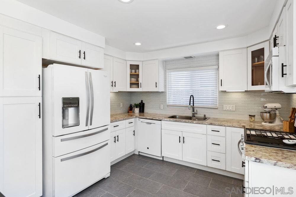 2129 Willis Road El Cajon, CA 92020 - Photo 10 of 24 Gallery Image 10