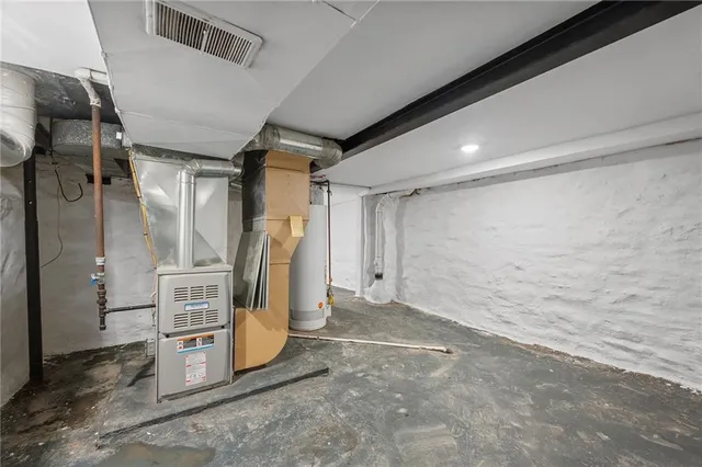 a view of a storage & utility room